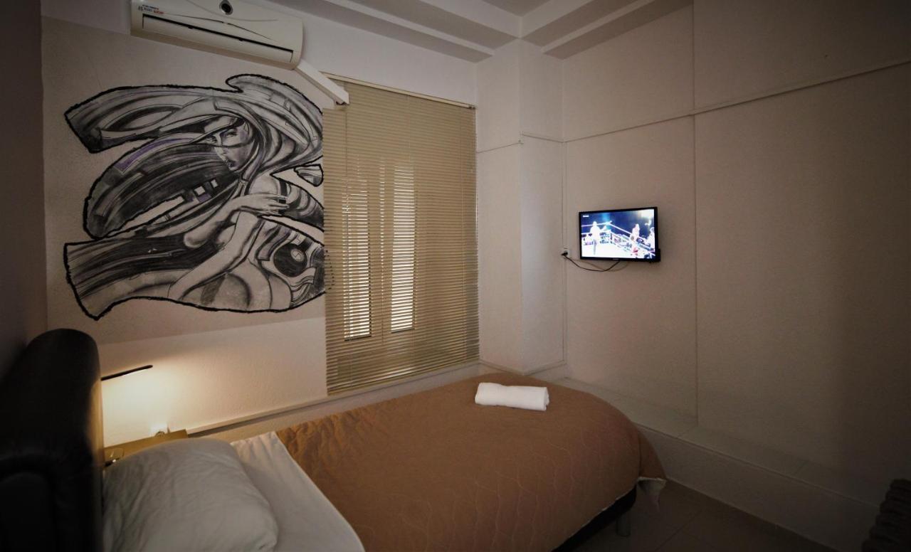 Hotel Ambasador ビトラ エクステリア 写真